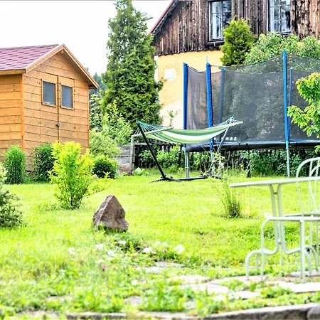 Feriehus U Pratel *