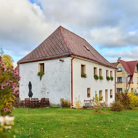 U Pratel Feriehus