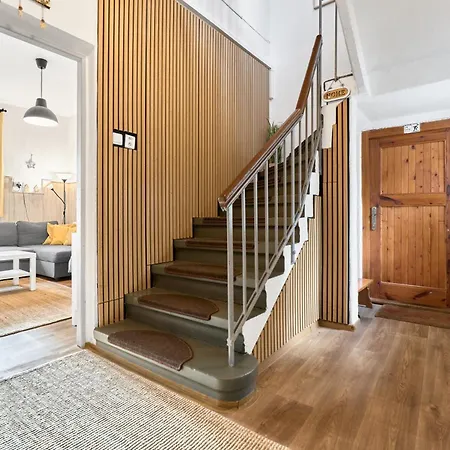 U Pratel Kovářská